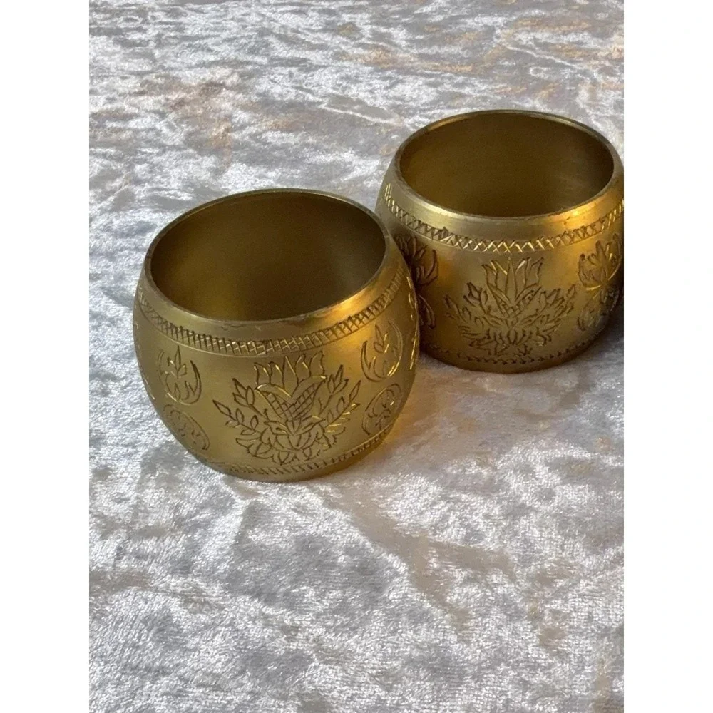 Vintage Brass Napkin Rings Set of 4 Etched Floral Boho Table Decor‎ Gold